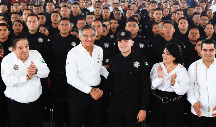 PRESIDE GOBERNADOR CEREMONIA DE GRADUACIÓN DE CADETES QUE SE INCORPORAN A LA GUARDIA ESTATAL