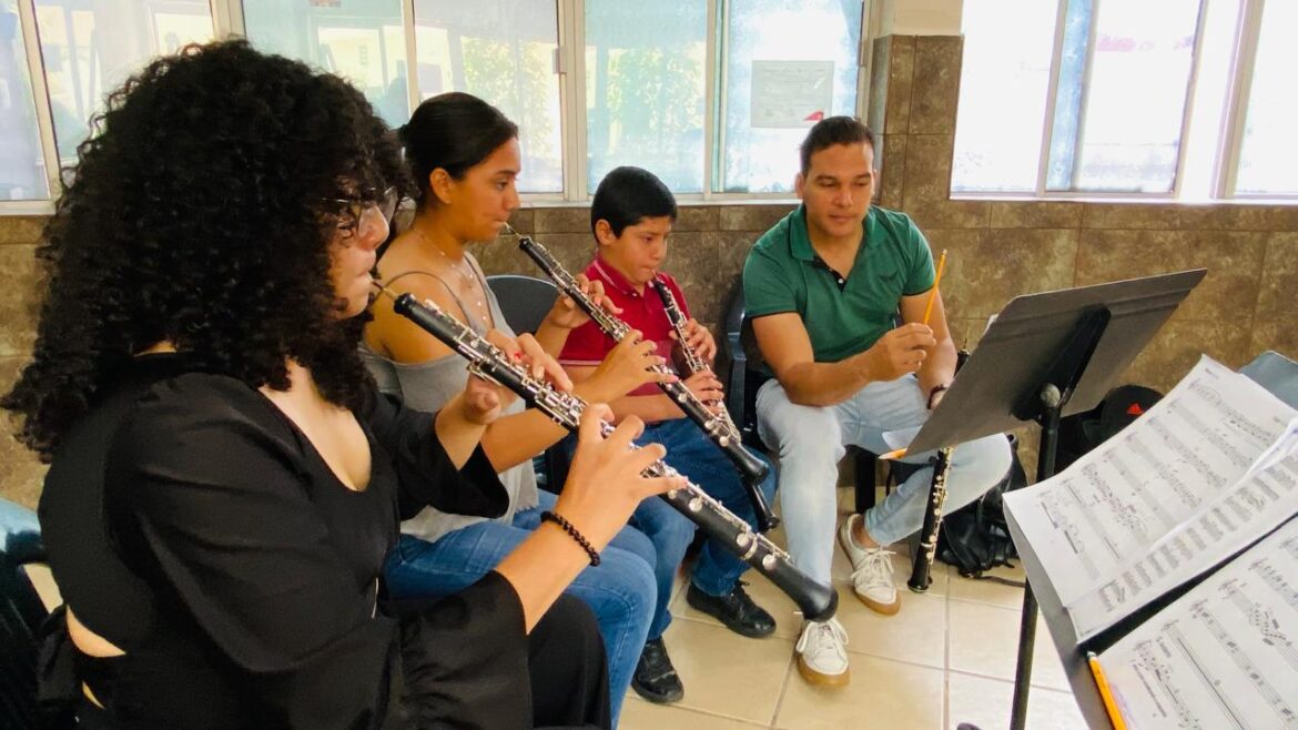 Amplía tus conocimientos musicales en las clases gratuitas de oboe que ofrece el IRCA