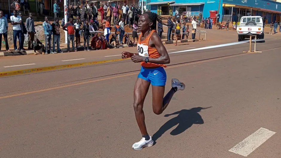 ¿Quién era Rebecca Cheptegei, la atleta olímpica que fue quemada por su pareja?