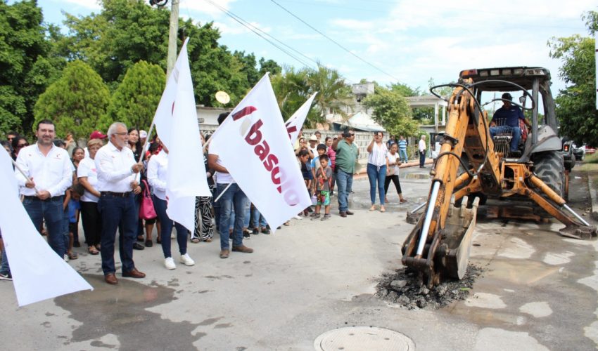 GOBIERNO DE AMÉRICO CUMPLE EN EL MUNICIPIO DE ABASOLO