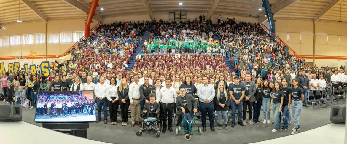 Queremos que nuestros estudiantes sean líderes con un profundo sentido humanista: Dámaso Anaya