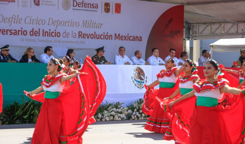 ENCABEZA AMÉRICO VILLARREAL DESFILE POR EL 114 ANIVERSARIO DEL INICIO DE LA REVOLUCIÓN MEXICANA