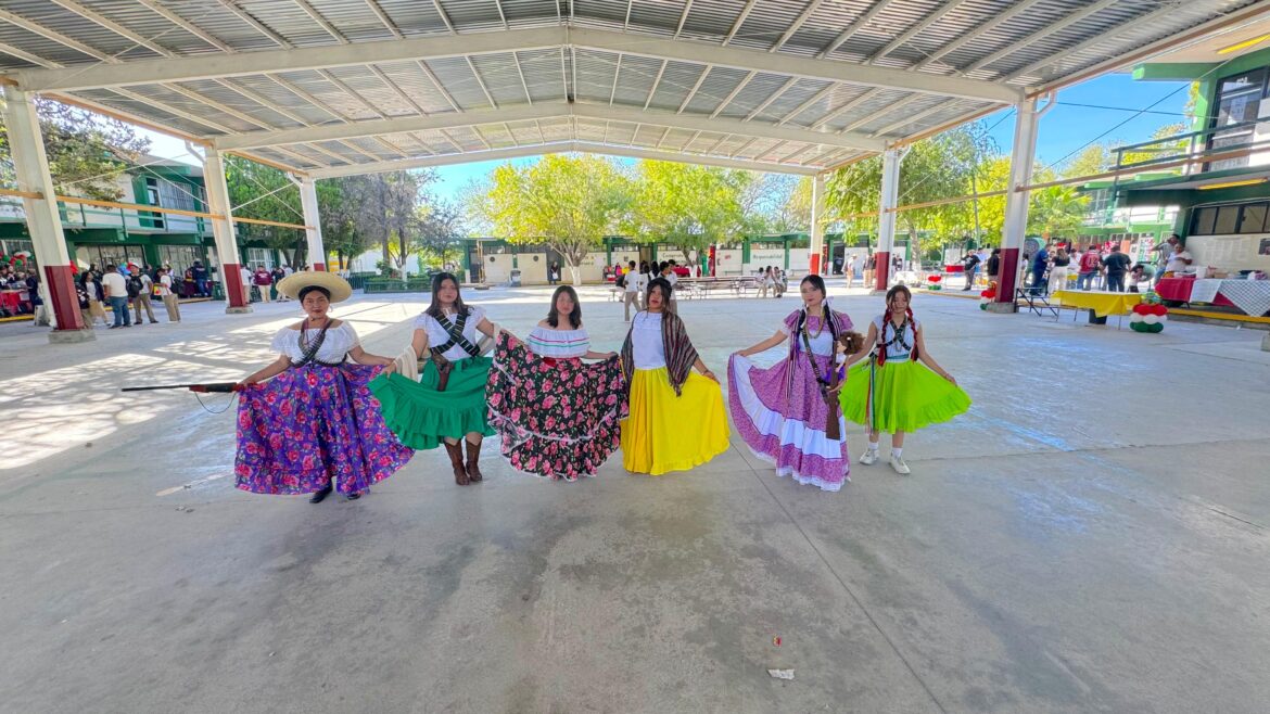 CONALEP 129 REYNOSA CONMEMORA EL ESPÍRITU DE LA REVOLUCIÓN MEXICANA