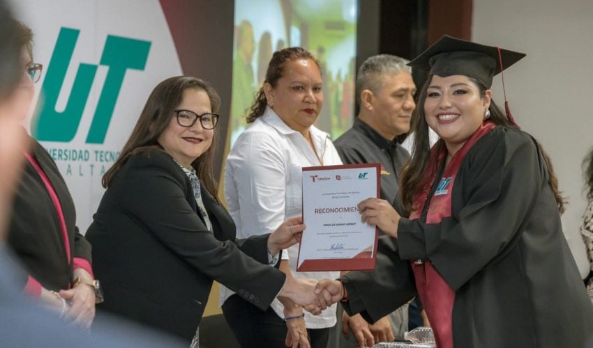 ENTREGA UNIVERSIDAD TECNOLÓGICA DE ALTAMIRA UNA NUEVA GENERACIÓN DE PROFESIONISTAS 