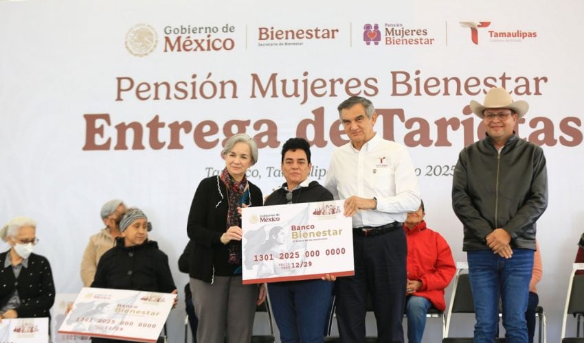 ENTREGA AMÉRICO VILLARREAL TARJETAS DEL PROGRAMA «MUJERES PENSIÓN BIENESTAR»