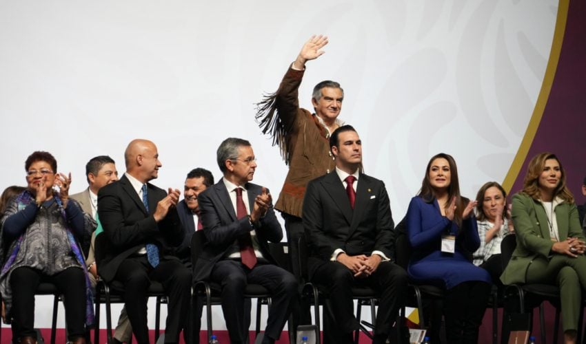 AMÉRICO, ALCALDES Y ALCALDESAS, PARTICIPAN EN REUNIÓN CON LA PRESIDENTA CLAUDIA SHEINBAUM