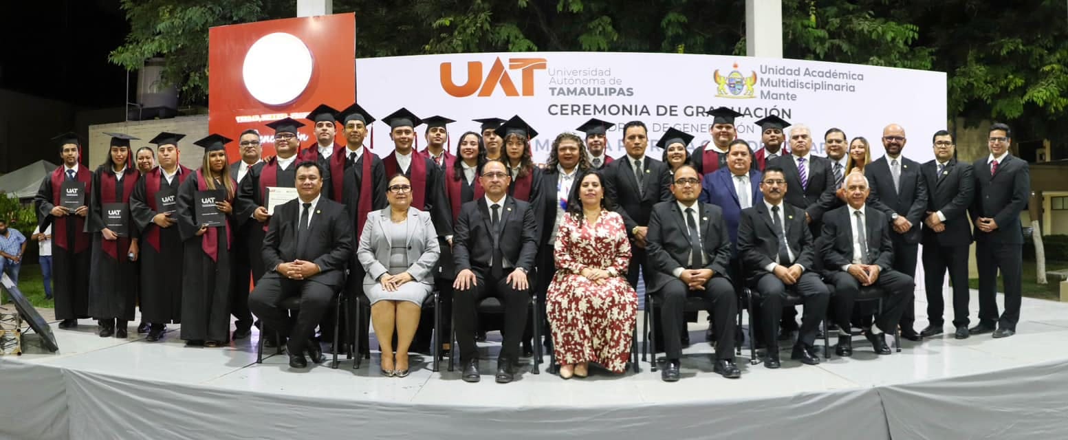 Celebra UAT en El Mante graduación de egresados de licenciatura y maestría