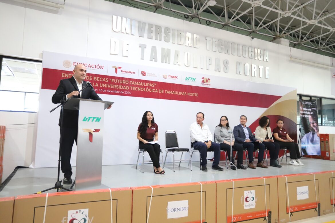 DONAN CORNING Y UTTN PAQUETE DE TELEVISIONES A LA SECRETARÍA DE EDUCACIÓN TAMAULIPAS