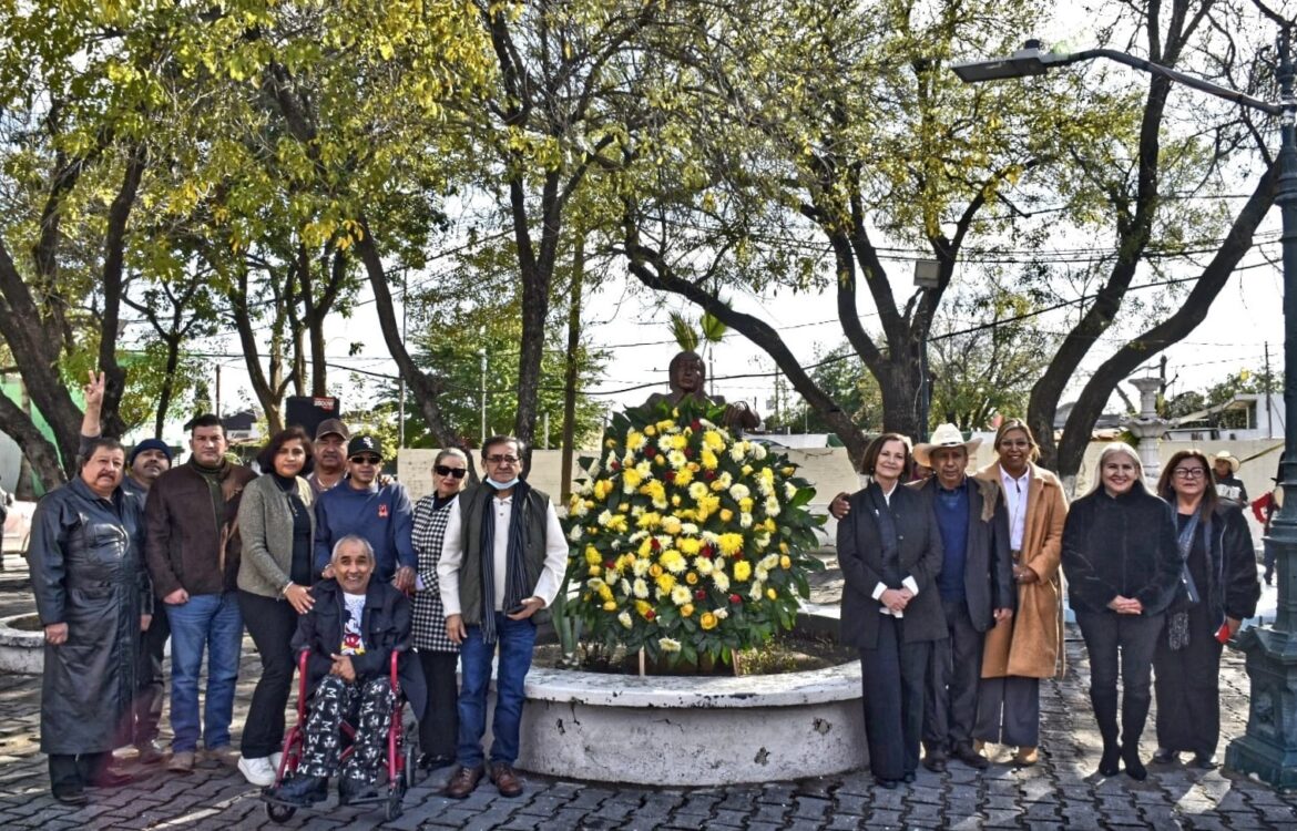 Gobierno de Carlos Peña Ortiz rindió homenaje a Cornelio Reyna en su vigésimo octavo aniversario luctuoso