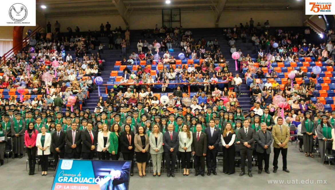 Entrega la FCAV UAT nueva generación de profesionistas