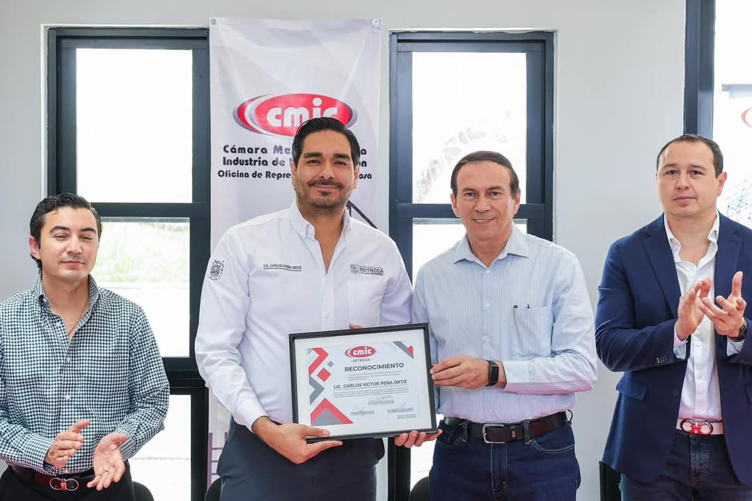 Recibió Carlos Peña Ortiz donativo por 1.5 MDP de CMIC-Reynosa