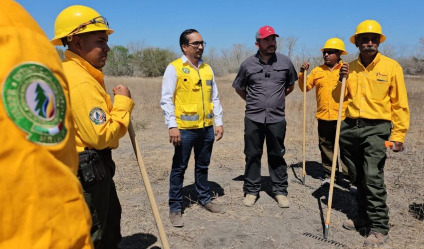 COLABORAN BRIGADISTAS DE SEDUMA EN COMBATE A INCENDIO DE GONZÁLEZ.