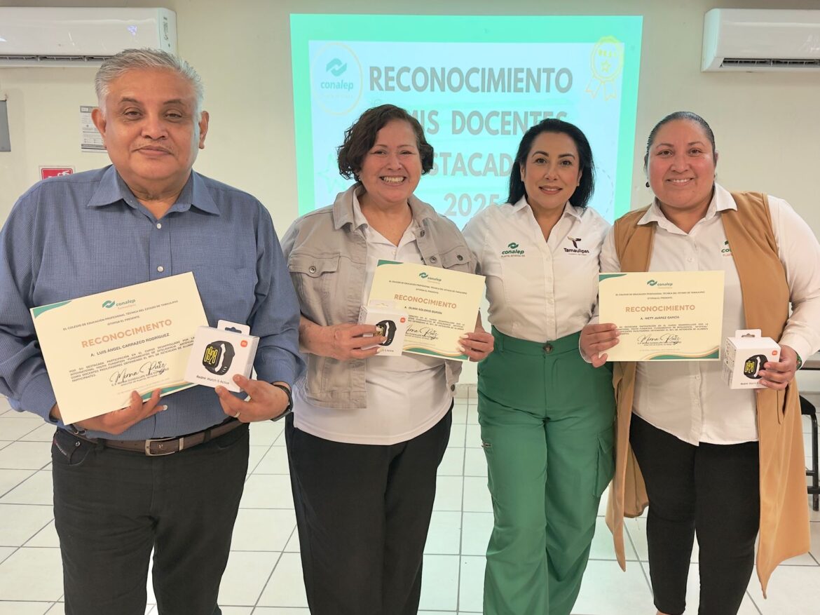 Docentes reciben reconocimiento por su formación en Inteligencia Artificial